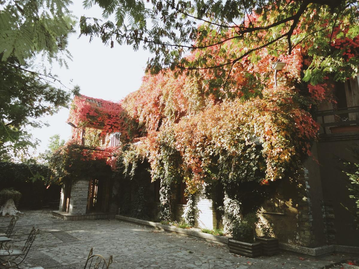 Hotel Legjenda Shkodër Exterior foto